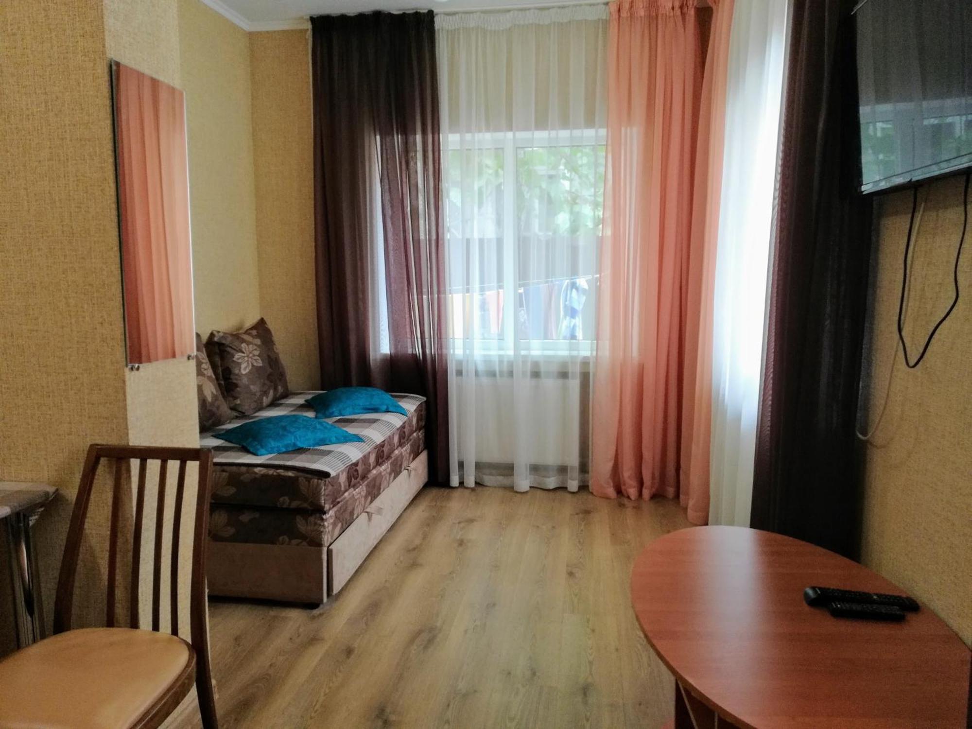 Apartment On Hoholya 90 Kropyvnytskyj Exteriör bild